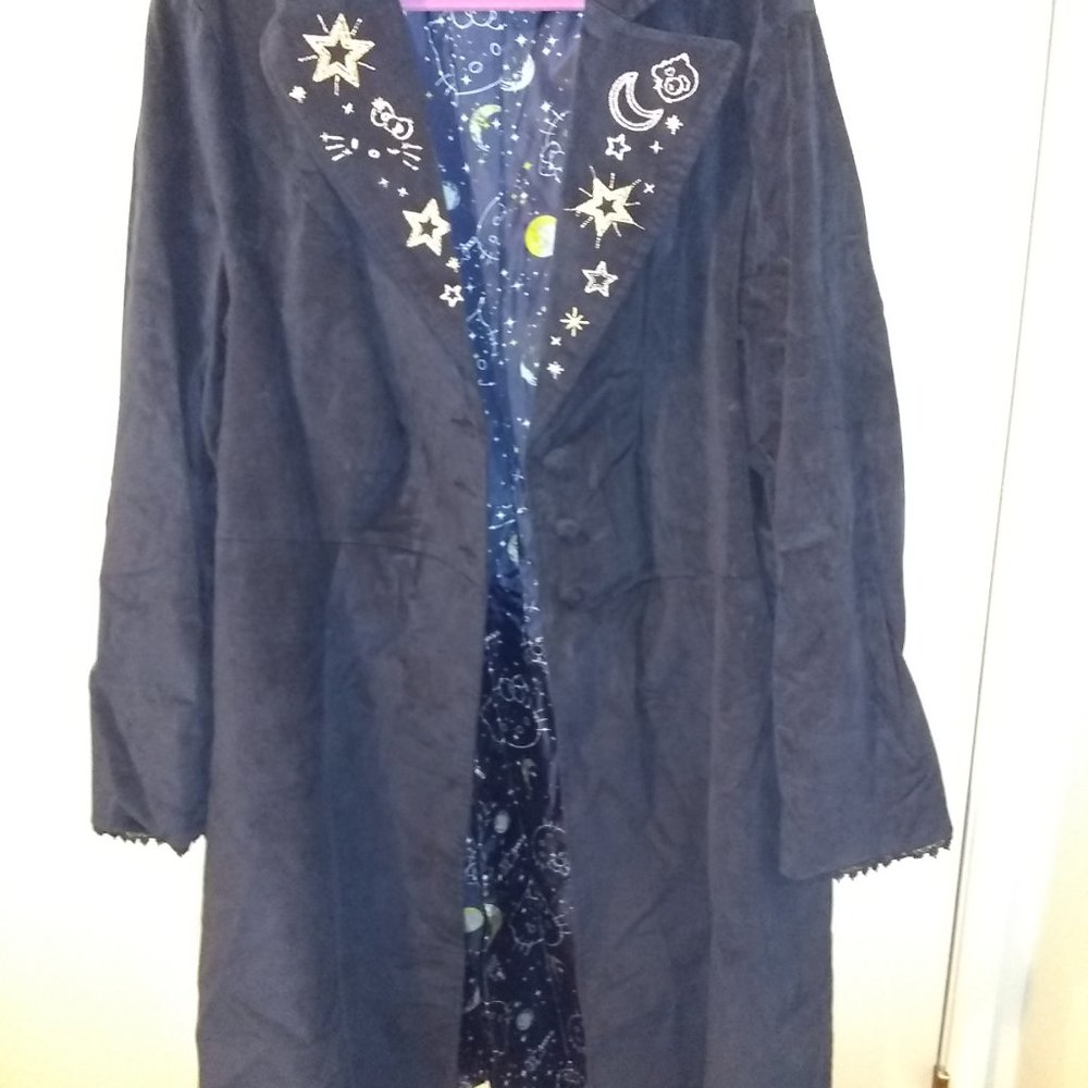 Hello Kitty Trenchcoat